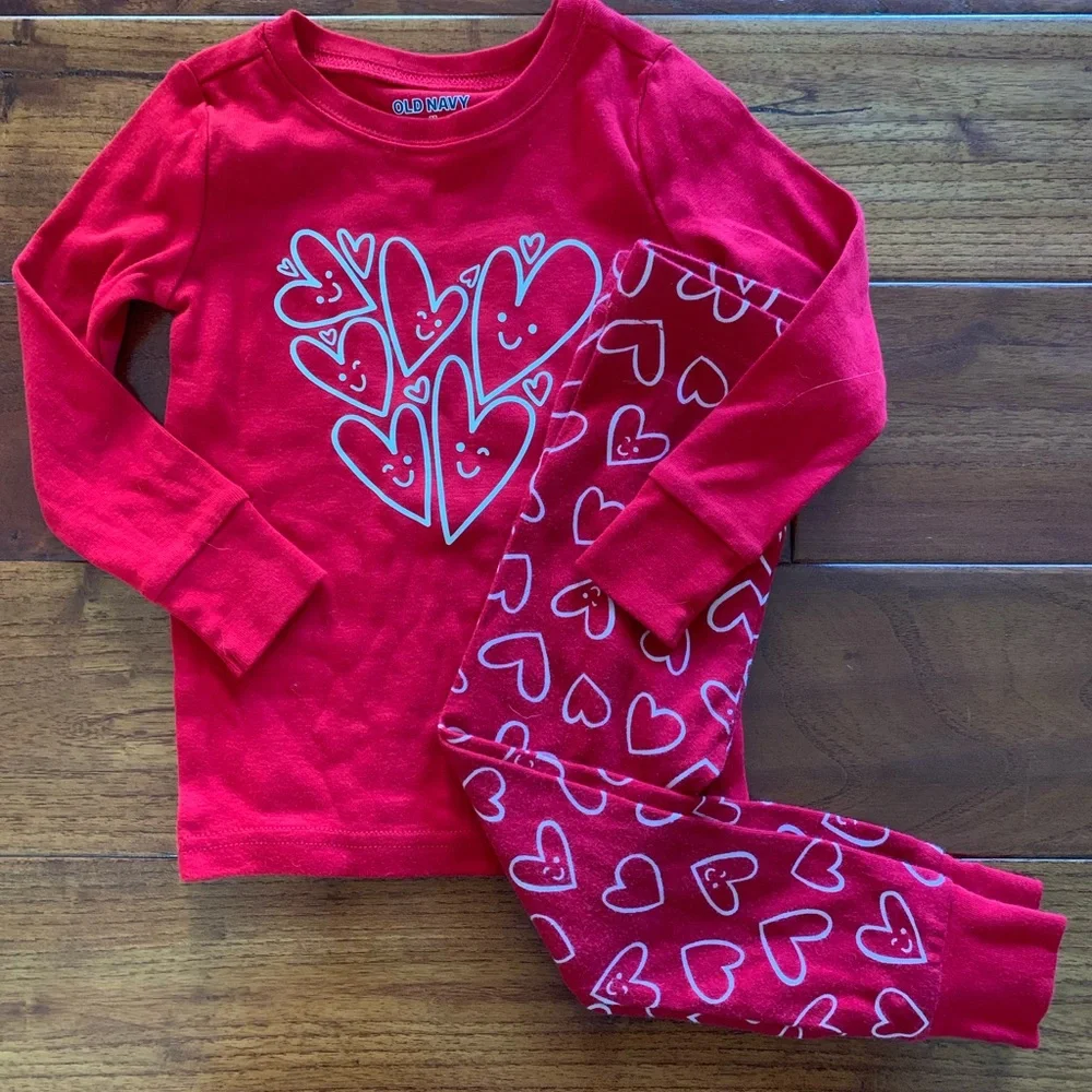 Girls Pajama Sets 4 piece Lot Size 2T Hearts Valentines Disney Minnie Old Navy